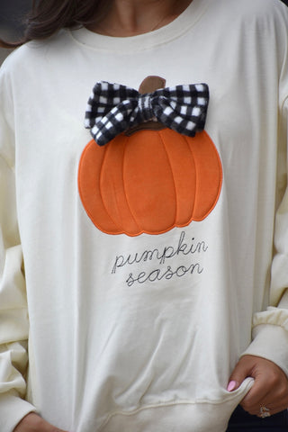 Pumpkin Season Gingham Bow Graphic Sweatshirt