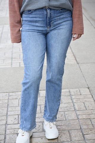 High rise straight leg jean (medium wash) 