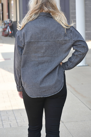 Women’s oversized black denim shacket 