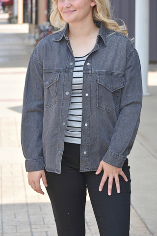Women’s oversized black denim shacket 