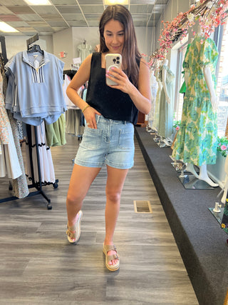 Denim shorts with front pockets