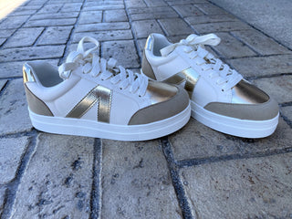 Astra Sneakers