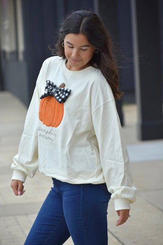 Pumpkin Season Gingham Bow Graphic Sweatshirt