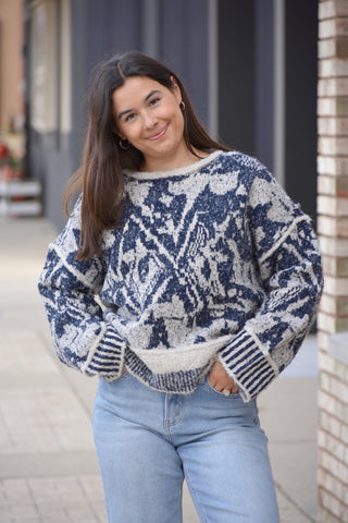 Aria Geometric Oversized Raw-Edge Knit Pullover Sweater