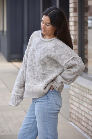 Aria Geometric Oversized Raw-Edge Knit Pullover Sweater