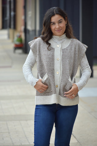 Elena Gold Button Textured Knit Vest – Oatmeal & Brown