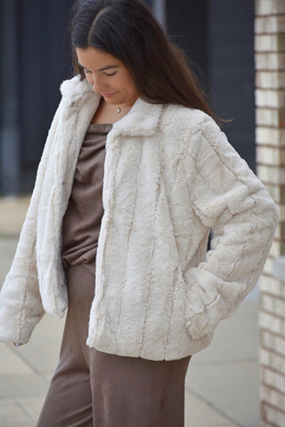 Laura Luxury Ivory Faux Fur Jacket-Ultra Soft 3 Hook Closure