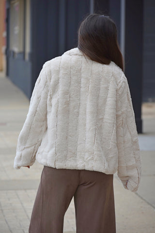 Laura Luxury Ivory Faux Fur Jacket-Ultra Soft 3 Hook Closure
