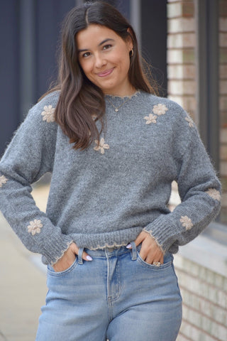 Willow Floral Yarn Embroidered Grey Knit Pullover Sweater