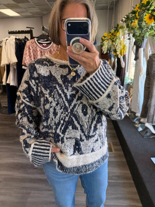 Aria Geometric Oversized Raw-Edge Knit Pullover Sweater