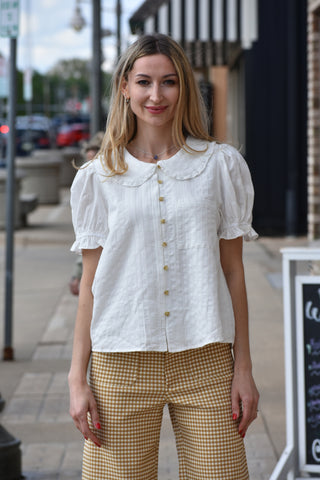 White button up blouse with Peter Pan collar