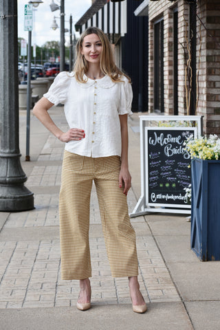 White button up blouse with Peter Pan collar