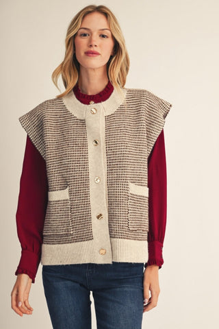 Elena Gold Button Textured Knit Vest – Oatmeal & Brown