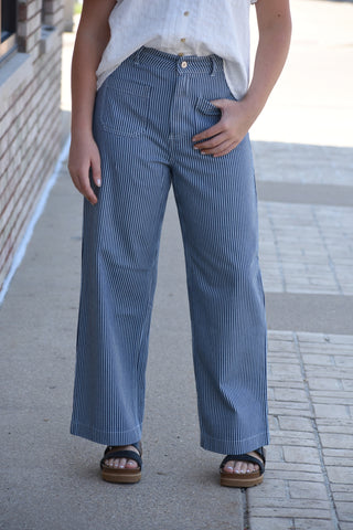 Signature Comfort Stretch Striped Straight Leg Pants
